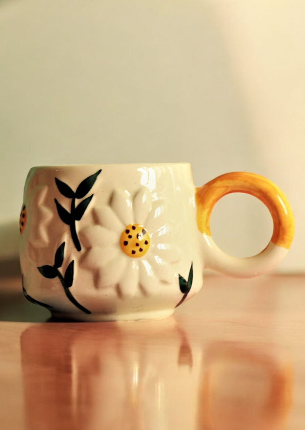ClayStone Handmade Ceramic Daisy Bloom Mug - 250ml Microwave & Dishwasher Safe Gift Mug for Coffee, Tea, or Milk Lovers - Perfect Present for Best Friends